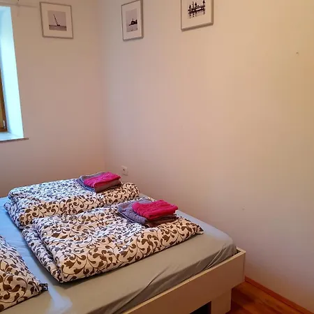 Apartment Lucia *